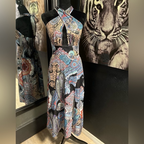 ๐๐EUC GORGEOUS PAISLEY CRISSCROSS NECK HALTER DRESS SZ M๐๐ - Picture 7 of 9